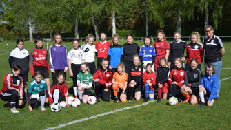 2 Tag des Mädchenfussball SV Hastenbeck Gruppenfoto