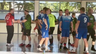 TSG Emmerthal III Handball TV Bodenwerder Testspiel Handshake