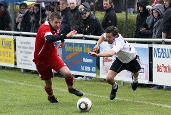 Aljoscha Grote und Marco Dehne im Duell - WTW Friends vs Mertesacker and Friends