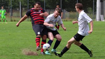 Mensur Muslijaj SG Hameln 74 gegen Hamelspringe