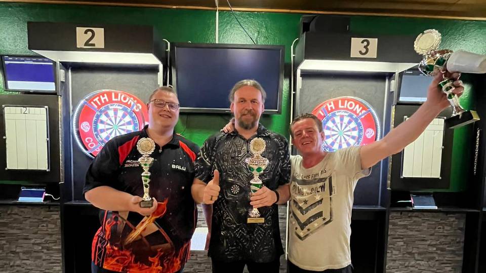 Siegerfoto Darts Turnier Drunken Flights Ith Lions