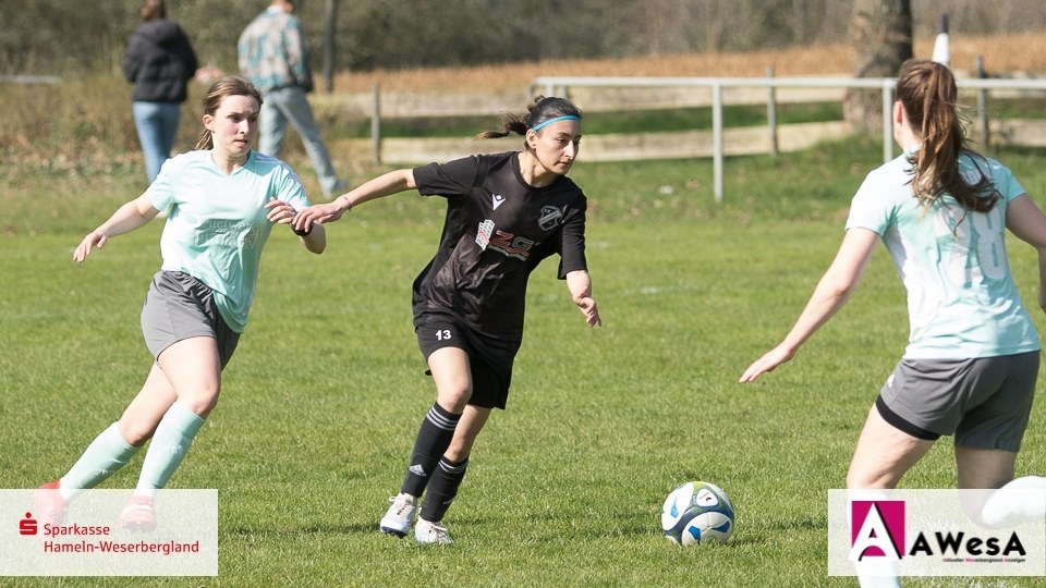 Jian Schafe Bavi SV Hastenbeck II Fussball Bezirksliga Frauen