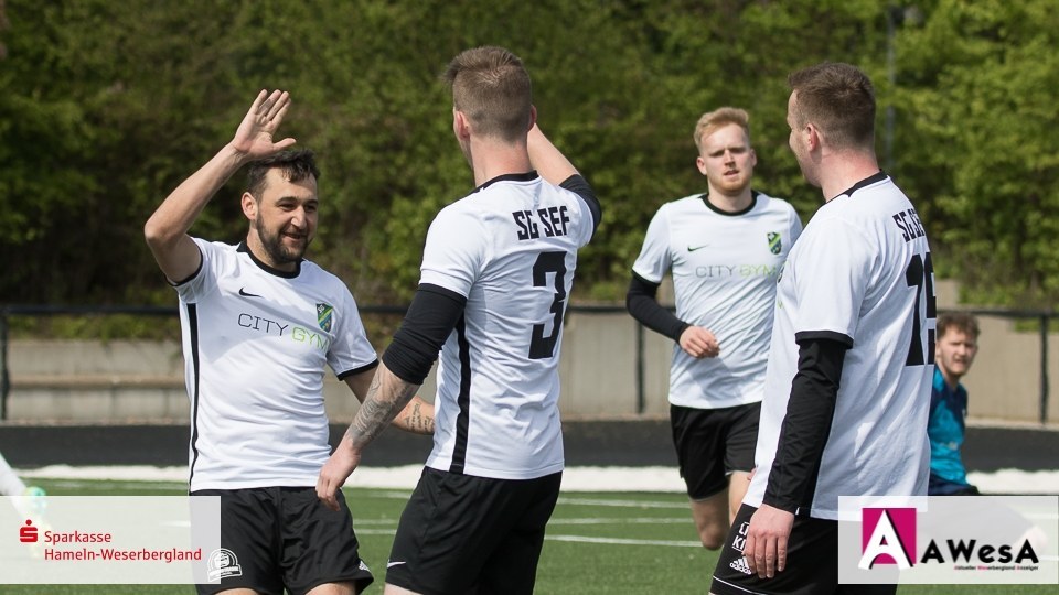 SG Sabbenhausen-Elbrinxen-Falkenhagen-Lügde Fussball Kreisliga B Torjubel