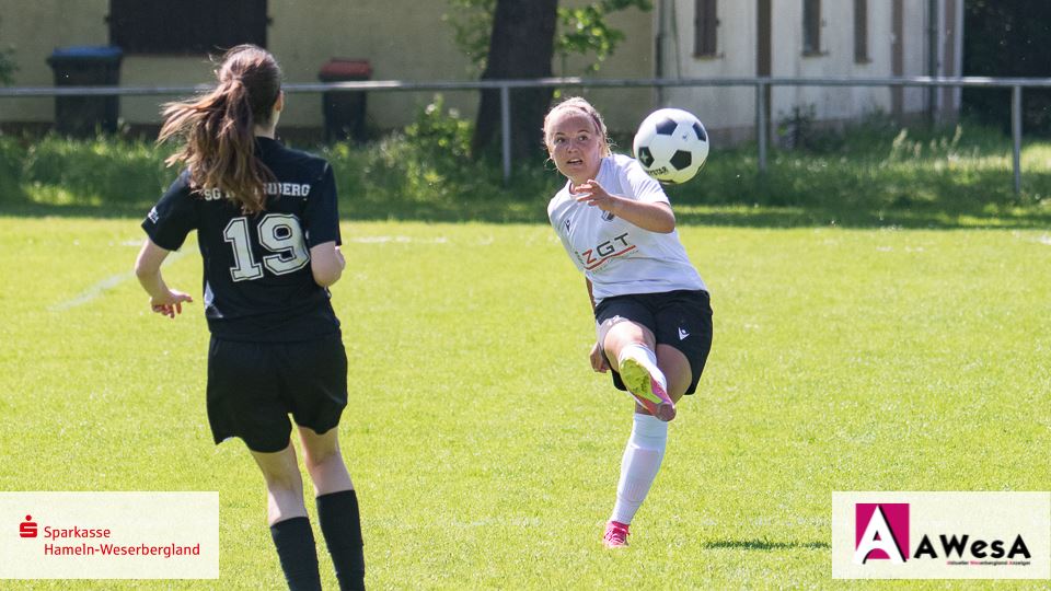 Leonie Pohl SV Hastenbeck Fussball Oberliga Frauen